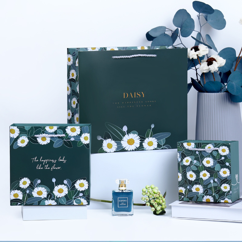 Box printing luxury promotional clothing paper shopping gift bags with ribbon handles