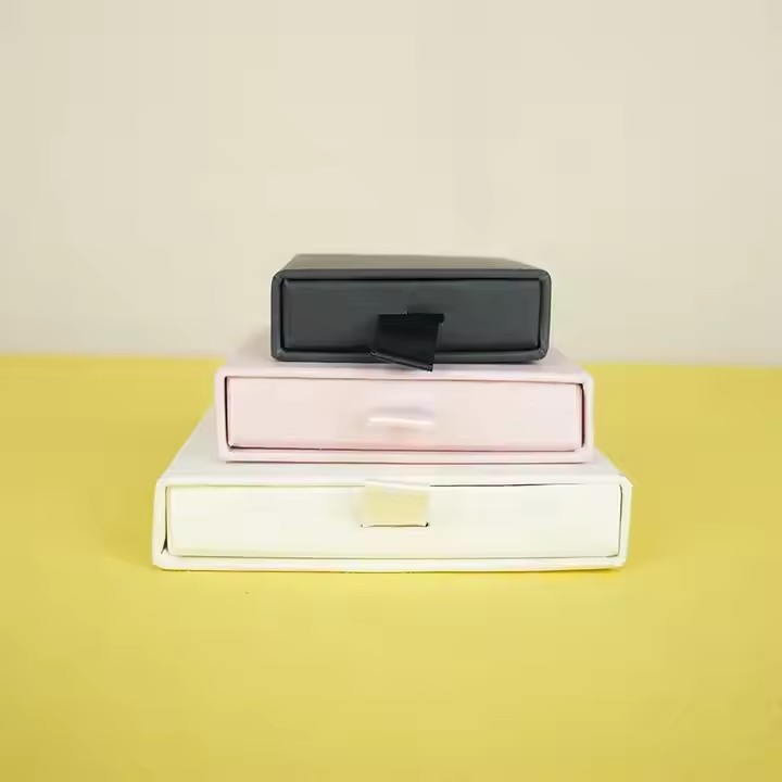 Box printing custom logo 1.7cm flat package necklace white black pink jewelry drawer box with insert black sponge
