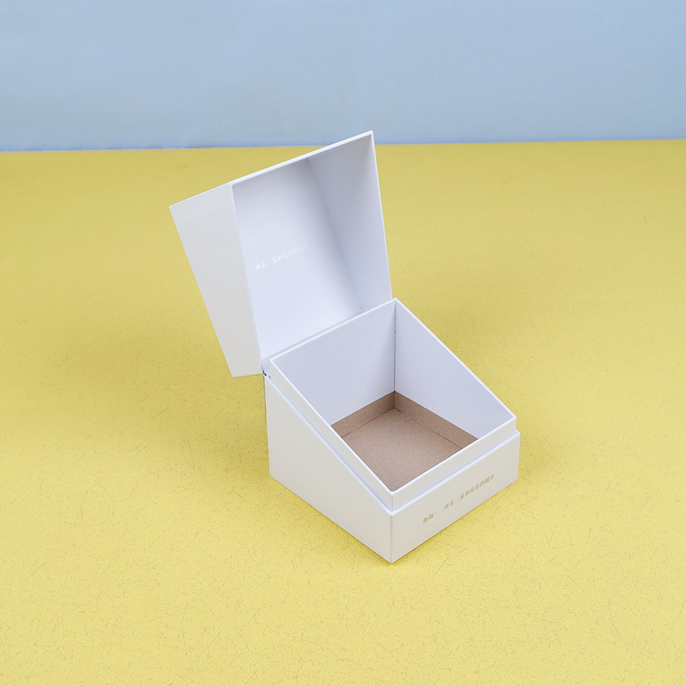 Box Printing Custom Embossed Hot Stamping Matte Laminate Slott Rigid White Black Grey Board Cardboard Paper Gift Packaging Box