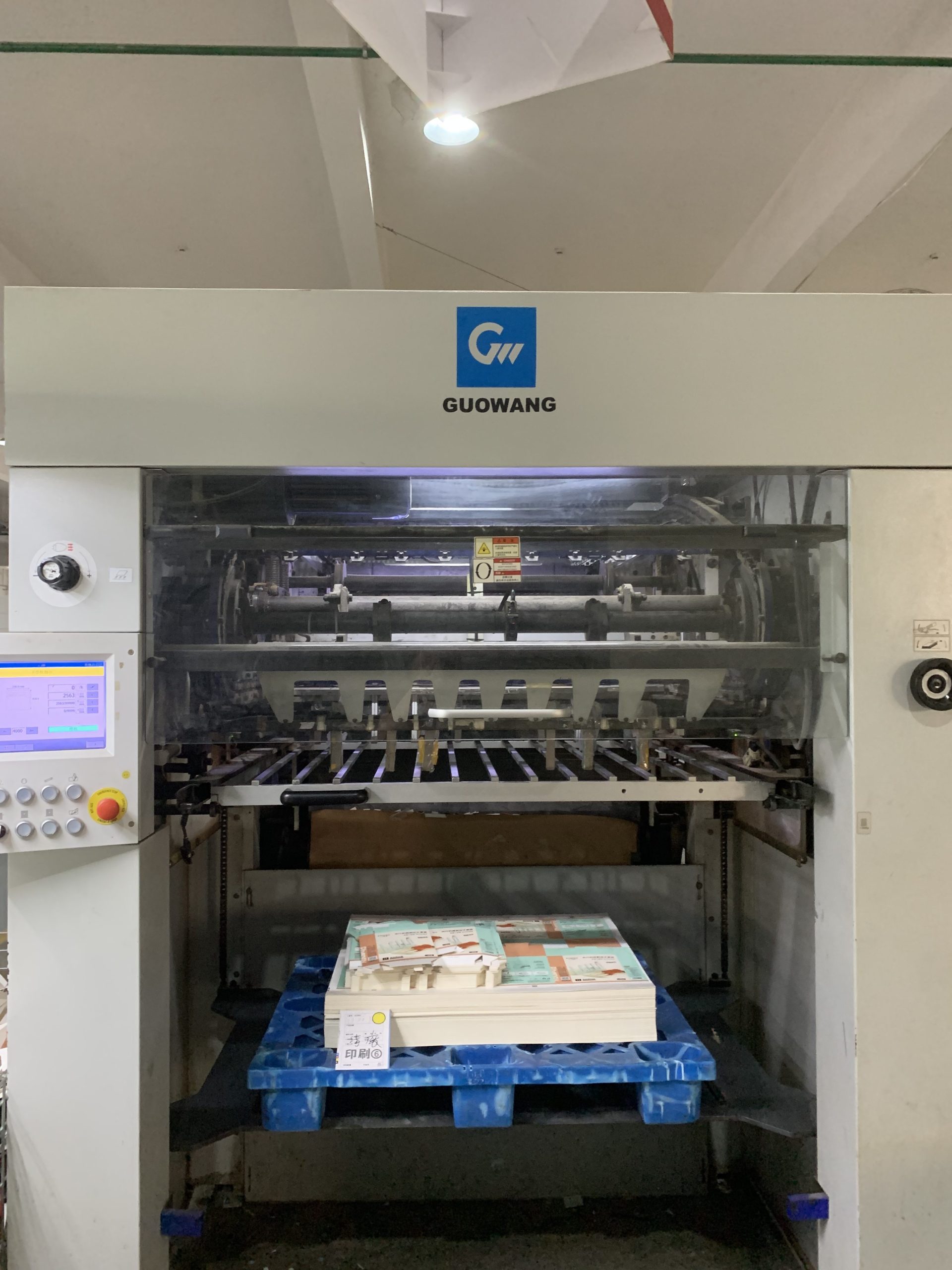 Smart Packaging in 2025: How QR Codes and NFC are Transforming the Customer Experience Smart Packaging in 2025: How QR Codes and NFC are Transforming the Customer Experience