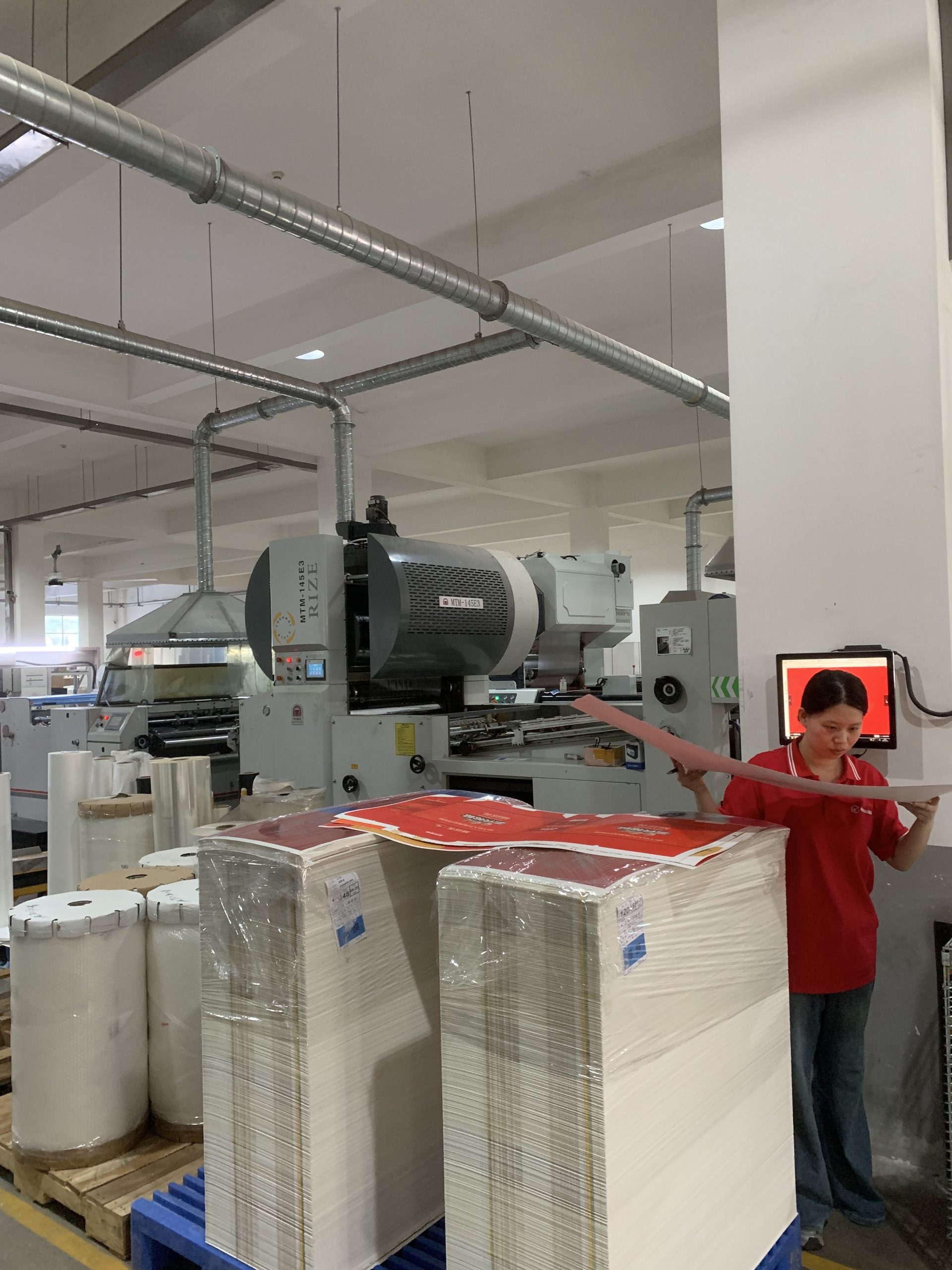 The Future of Smart Packaging in Interactive Customer Engagement in Retail and E-Commerce