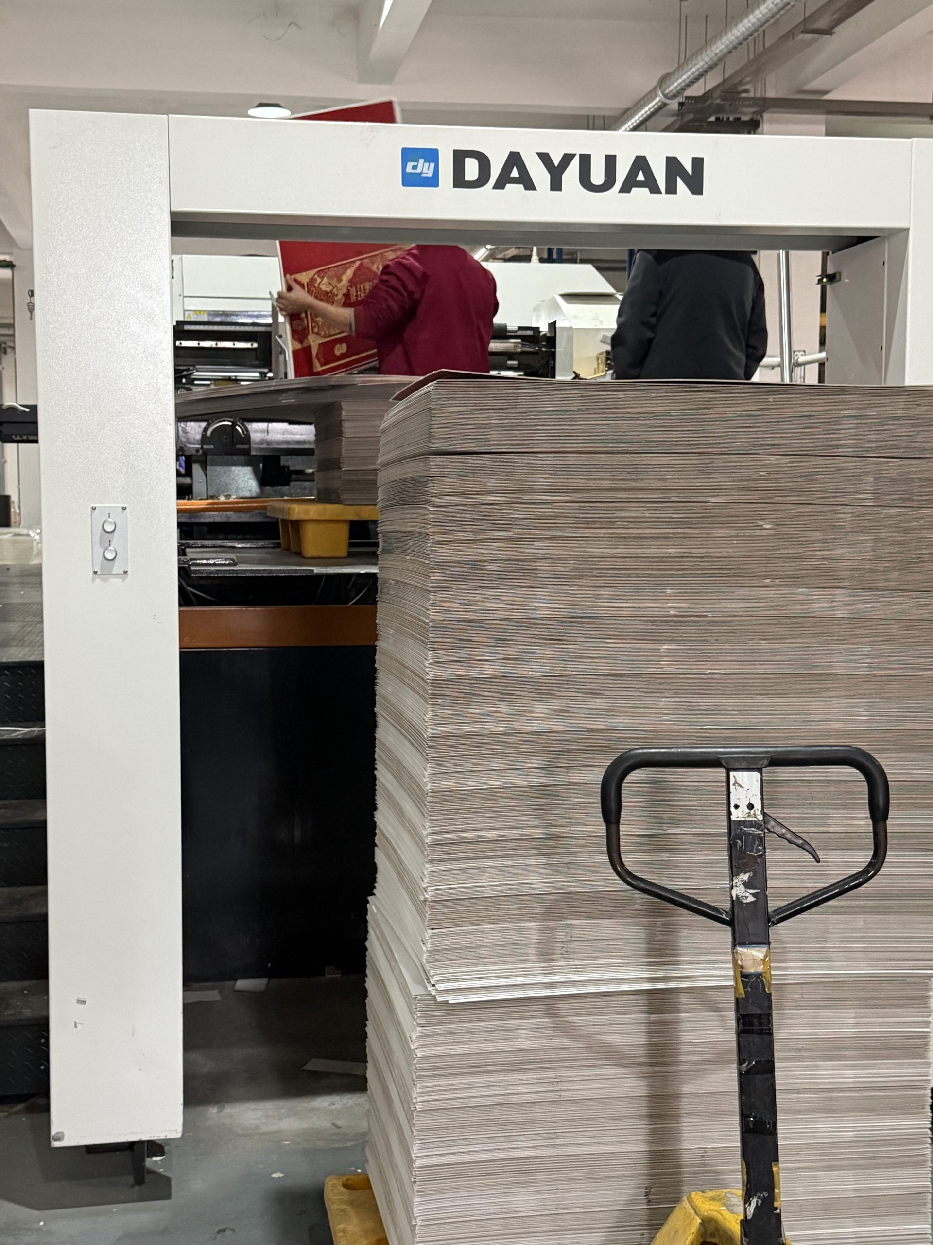 How Matte vs. Gloss Finishes Change Brand Perception