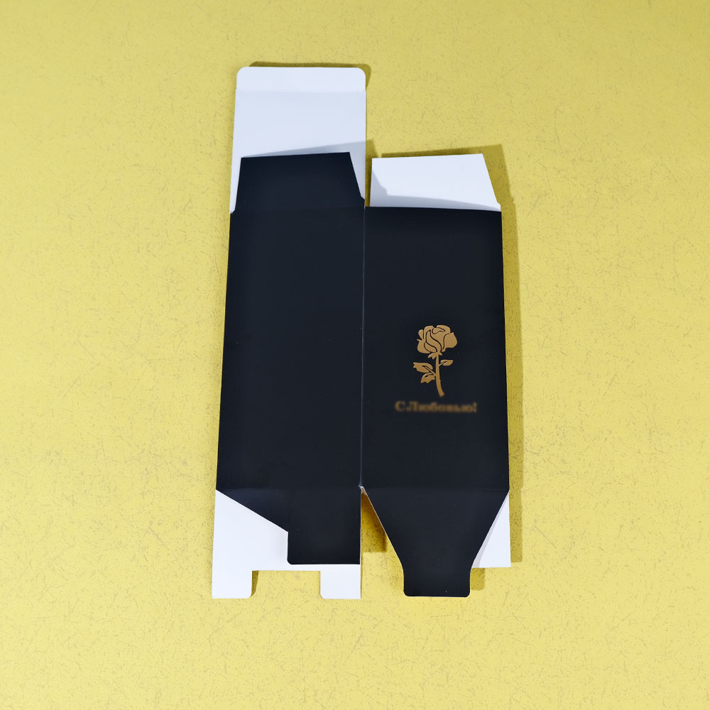 Preserved flower decoration