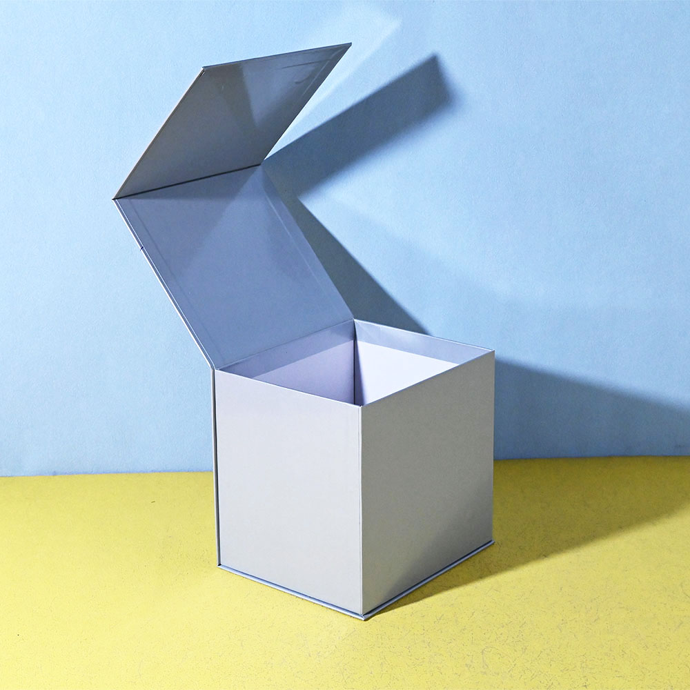 Box Printing Custom Glossy Lamination Silver Magnetic Closure Rectangle Rigid Coated Paper Cardboard Gift Desk Lamp Box