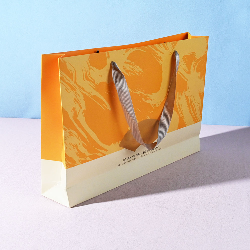 Box Printing Custom Fold CMYK White Cardboard Square Bottom Paper Shopping Bags with Handles